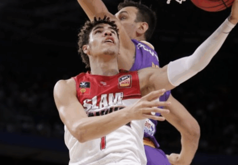 Cara Melakukan Lay Up dengan Tangan Kiri