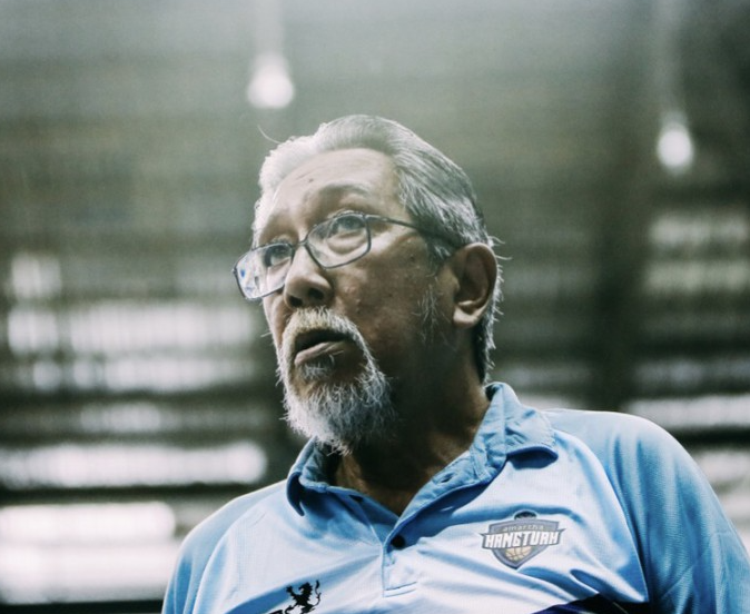 pelatih-basket-yang-dikenal-paling-galak-sedunia