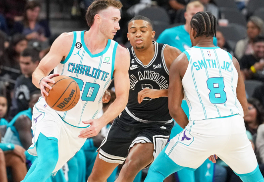 charlotte-hornets-kalahkan-san-antonio-spurs