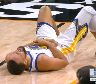 brooks-dinilai-berikan-foul-bahaya-ke-steph-curry