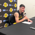 jake-laravia-bangga-bisa-main-di-christmas-game