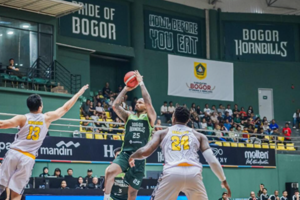 kalahkan-kesatria-bogor-hornbills-resmi-amankan-tiga-laga