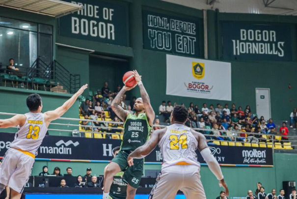 kalahkan-kesatria-bogor-hornbills-resmi-amankan-tiga-laga