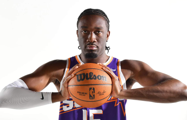 Mark Williams 27 Poin Bantu Suns Menang