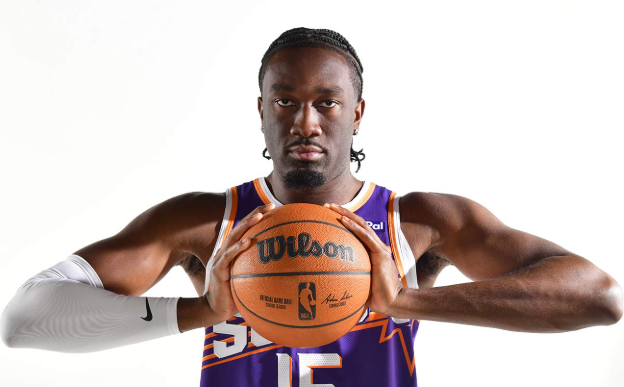 Mark Williams 27 Poin Bantu Suns Menang